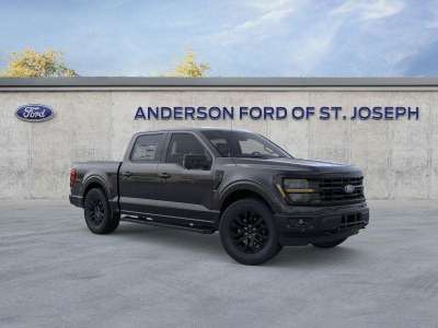 New 2025 Ford F-150 XLT Crew Cab Truck for sale in St. Joseph MO