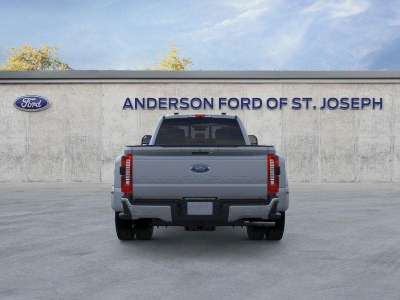 New 2026 Ford Super Duty F-450 Lariat Crew Cab Truck for sale in St. Joseph MO