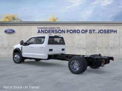 New 2026 Ford Super Duty F-450 DRW Lariat Crew Cab Truck for sale in St. Joseph MO