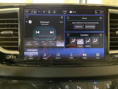 Used 2021 Chrysler Pacifica for sale in St. Joseph MO