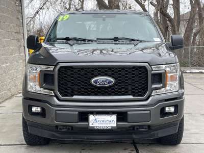 Used 2019 Ford F-150 XL 4WD SuperCrew 5.5' Box Crew Cab Truck for sale in St. Joseph MO