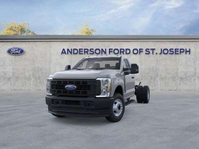 New 2026 Ford Super Duty F-350 DRW XL Regular Cab Truck for sale in St. Joseph MO
