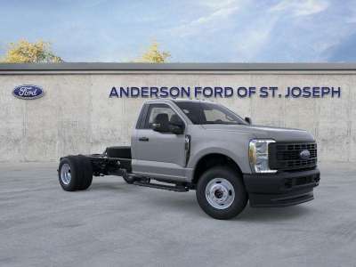 New 2026 Ford Super Duty F-350 DRW XL Regular Cab Truck for sale in St. Joseph MO
