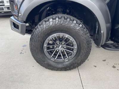 Used 2020 Ford F-150 Raptor 4WD SuperCab 5.5' Box Extended Cab Truck for sale in St. Joseph MO