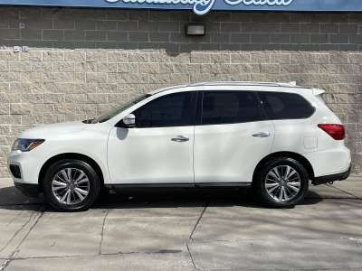 Used 2020 Nissan Pathfinder for sale in St. Joseph MO