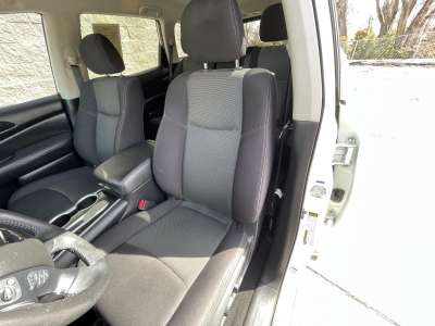 Used 2020 Nissan Pathfinder for sale in St. Joseph MO