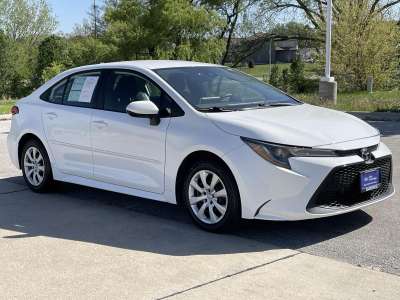 Used 2021 Toyota Corolla LE Sedan for sale in St. Joseph MO