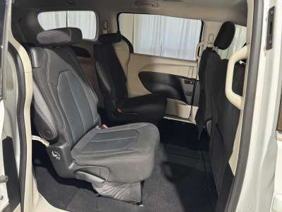 Used 2022 Chrysler Voyager for sale in St. Joseph MO