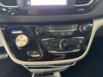 Used 2022 Chrysler Voyager for sale in St. Joseph MO