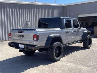 Used 2020 Jeep Gladiator Sport S Crew Cab Truck for sale in St. Joseph MO