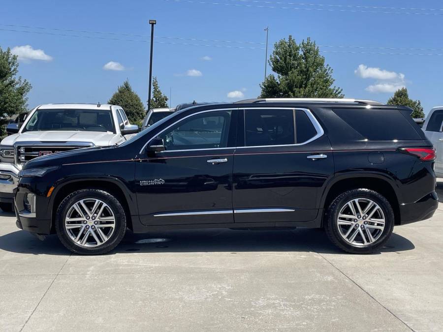 Used 2023 Chevrolet Traverse for sale in St. Joseph MO