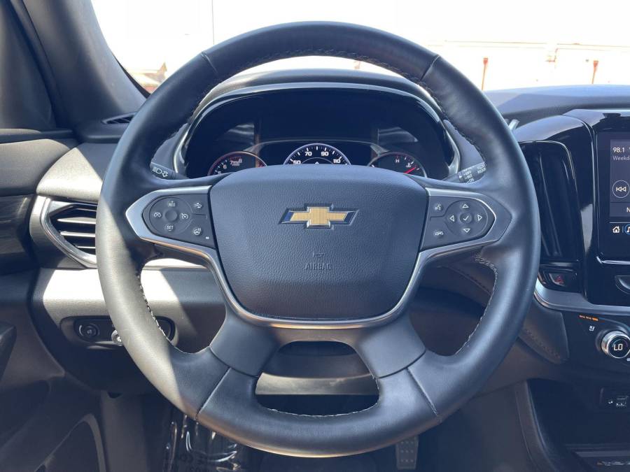 Used 2023 Chevrolet Traverse for sale in St. Joseph MO