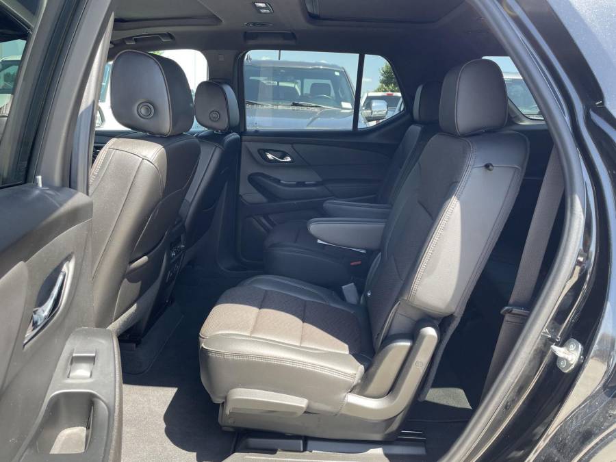 Used 2023 Chevrolet Traverse for sale in St. Joseph MO