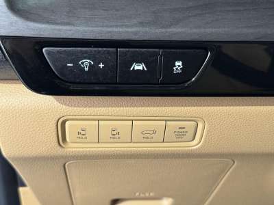 Used 2024 Kia Carnival for sale in Grand Island NE