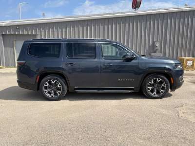 Used 2024 Jeep Wagoneer for sale in Grand Island NE