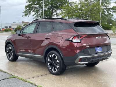 Used 2024 Kia Sportage for sale in Grand Island NE