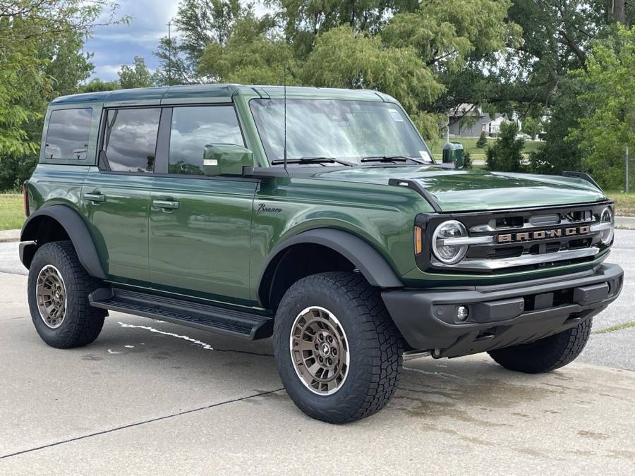New 2025 Ford Bronco for sale in Lincoln NE