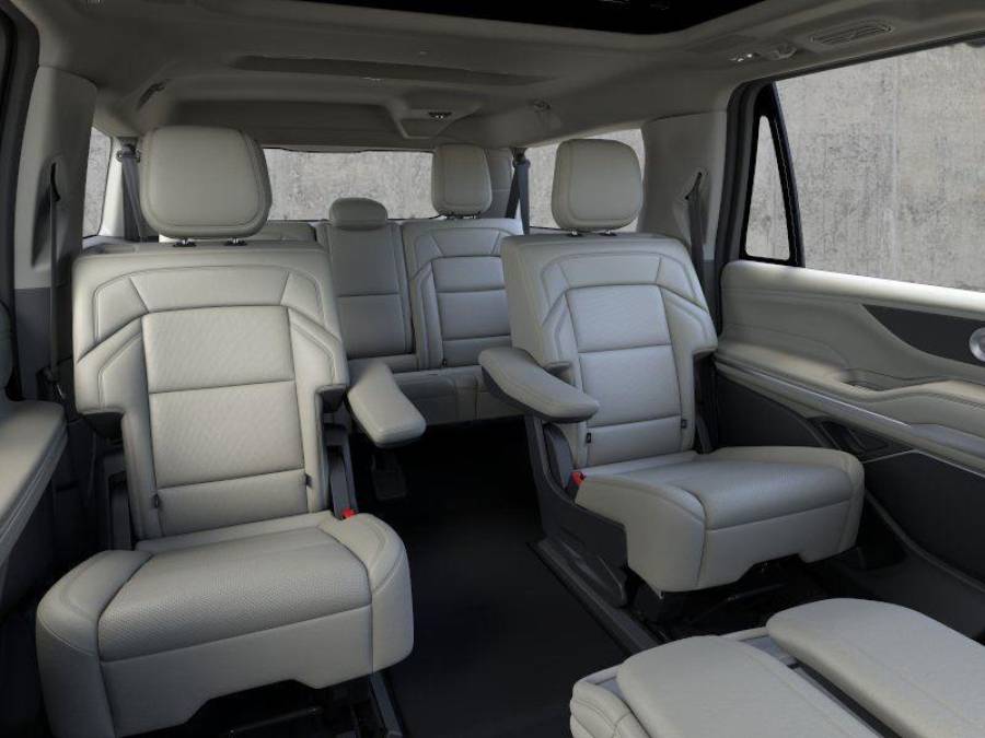 New 2026 Lincoln Navigator L for sale in Lincoln NE