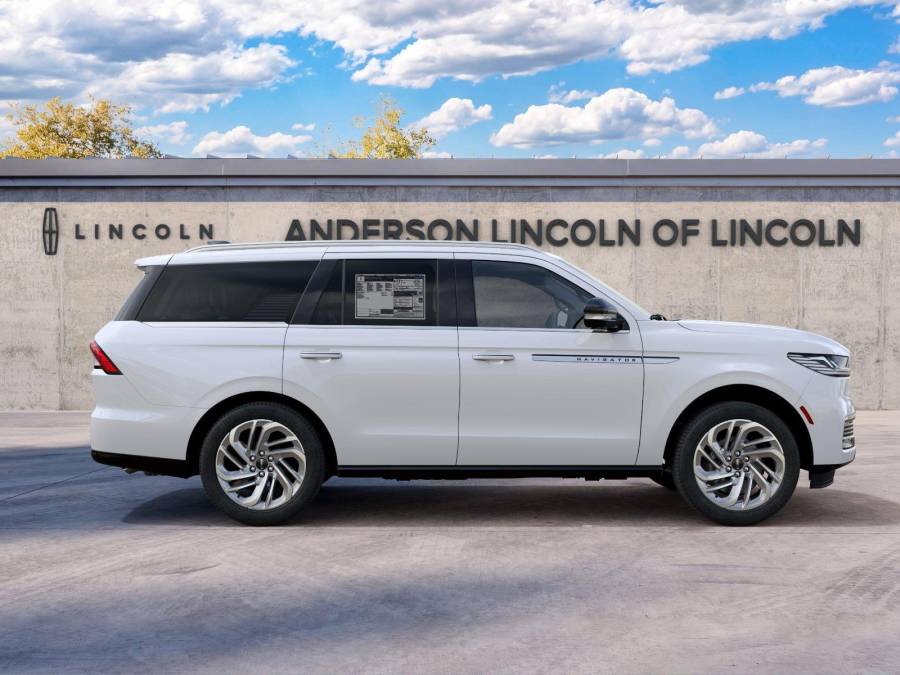 New 2027 Lincoln Navigator for sale in Lincoln NE