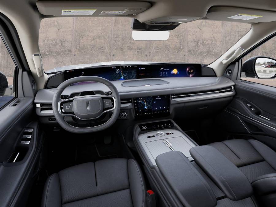 New 2027 Lincoln Navigator L for sale in Lincoln NE