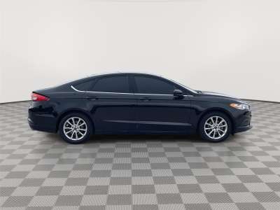 Used 2017 Ford Fusion SE Sedan for sale in Lincoln NE