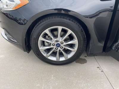 Used 2017 Ford Fusion SE Sedan for sale in Lincoln NE
