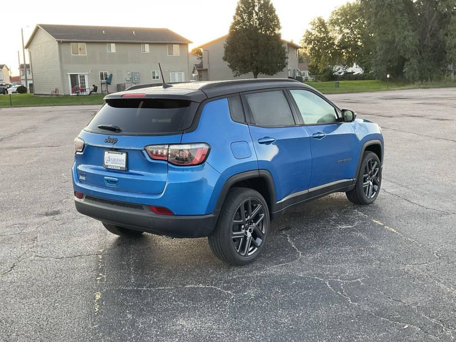New 2026 Jeep Compass for sale in Grand Island NE