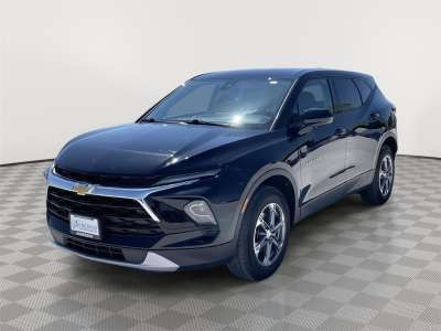 Used 2025 Chevrolet Blazer LT SUV/Crossover for sale in Grand Island NE