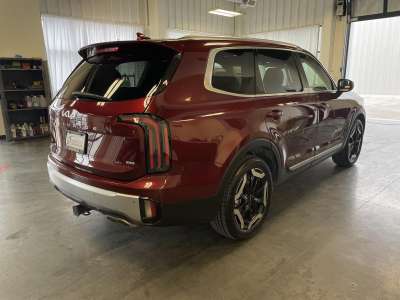 Used 2024 Kia Telluride EX SUV/Crossover for sale in St. Joseph MO