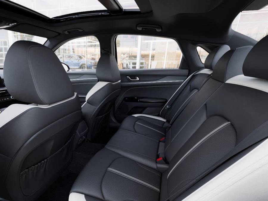 New 2026 Kia K5 for sale in St. Joseph MO