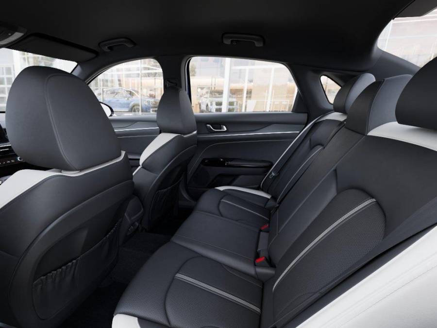 New 2026 Kia K5 for sale in St. Joseph MO