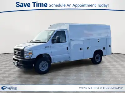 New 2025 Ford E-Series Cutaway SD chassis for sale in St. Joseph MO