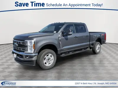 New 2025 Ford Super Duty F-350 SRW XLT Crew Cab Truck for sale in St. Joseph MO