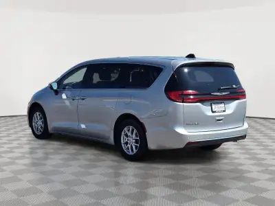 Pre-Owned 2023 Chrysler Pacifica for sale in Grand Island NE