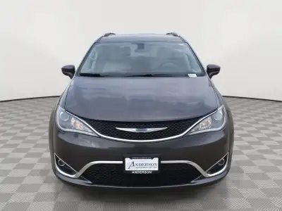 Pre-Owned 2018 Chrysler Pacifica for sale in Grand Island NE