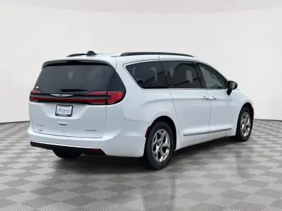 Pre-Owned 2023 Chrysler Pacifica for sale in Grand Island NE