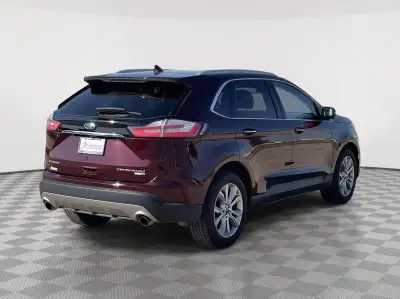 Pre-Owned 2019 Ford Edge for sale in Grand Island NE