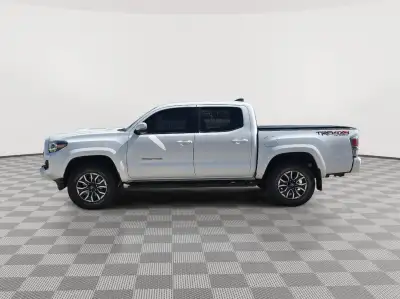 Pre-Owned 2022 Toyota Tacoma for sale in Grand Island NE