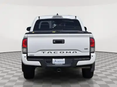 Pre-Owned 2022 Toyota Tacoma for sale in Grand Island NE