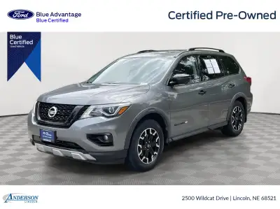 Used 2020 Nissan Pathfinder SL SUV for sale in Lincoln NE