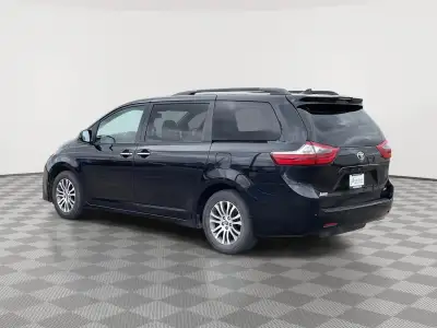 Pre-Owned 2020 Toyota Sienna for sale in Grand Island NE