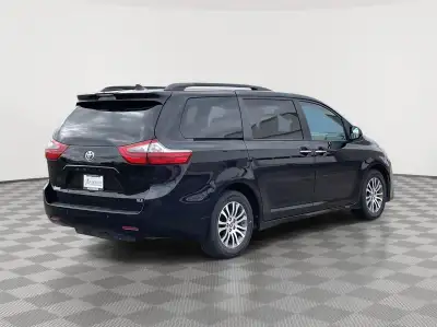 Pre-Owned 2020 Toyota Sienna for sale in Grand Island NE